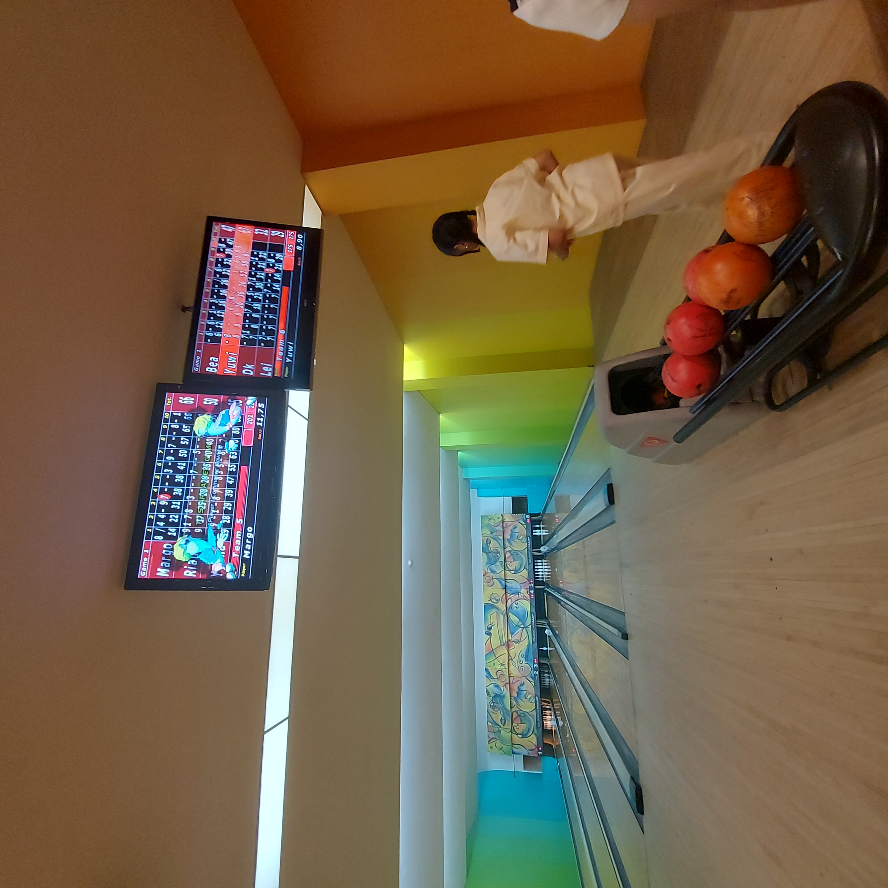 Pico de Loro Bowling